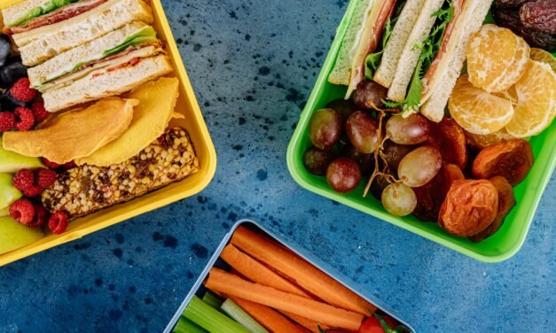 How to Snack Smarter: Healthy Alternatives to Processed Foods.