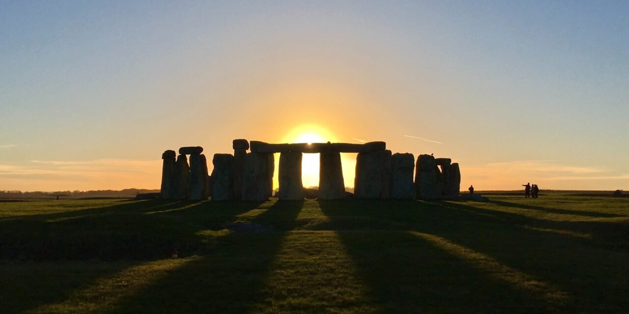 original 7 wonders of the world stonehenge in order