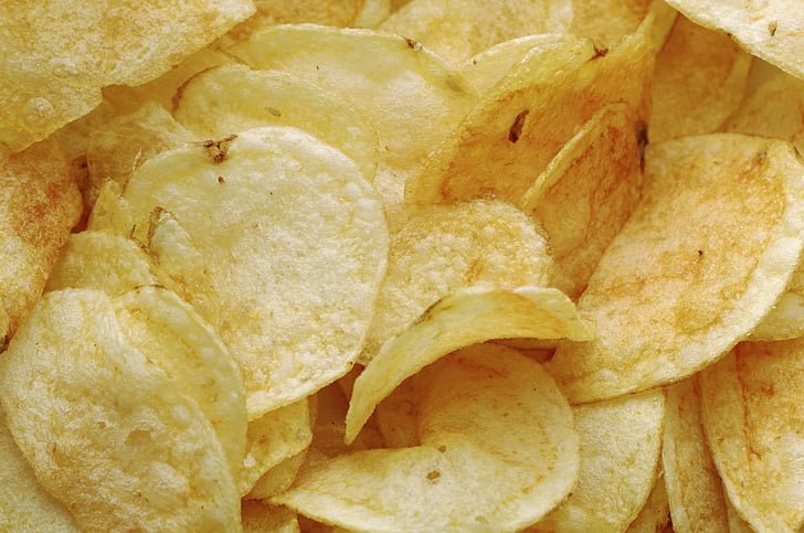 The Crunchy Pleasure of Potato Chips: A Snack Time Favorite
